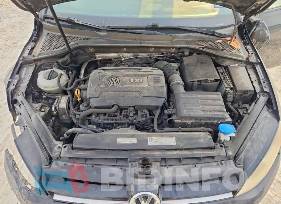 3VW217AUXHM048031 Photo# 11