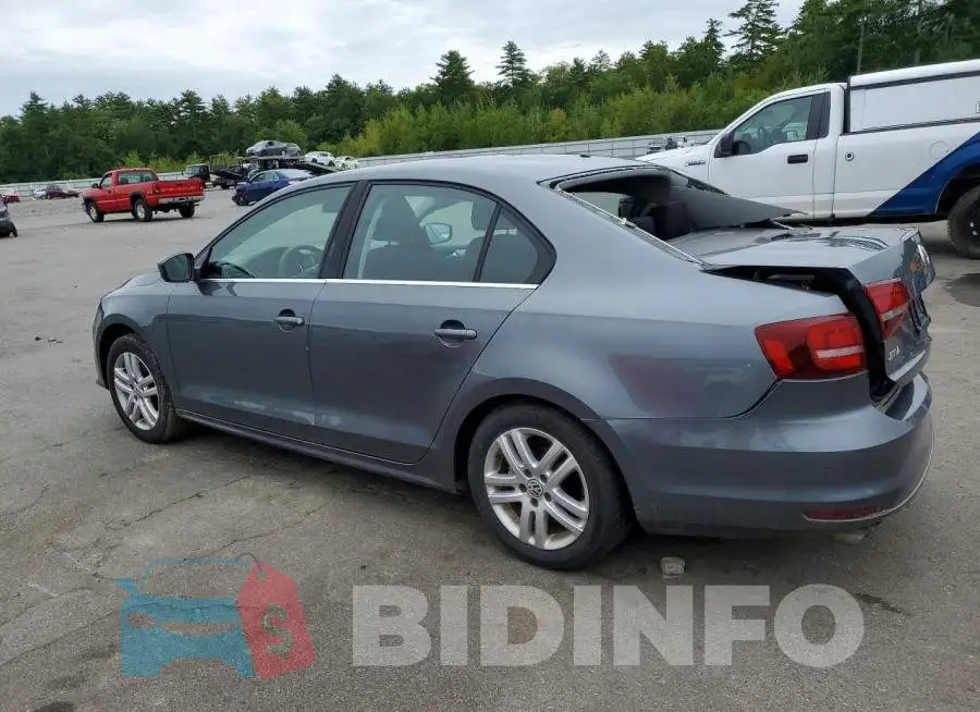 3VW2B7AJ4HM206611 Photo# 2
