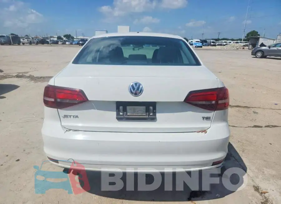 3VW2B7AJ7HM290309 Photo# 6
