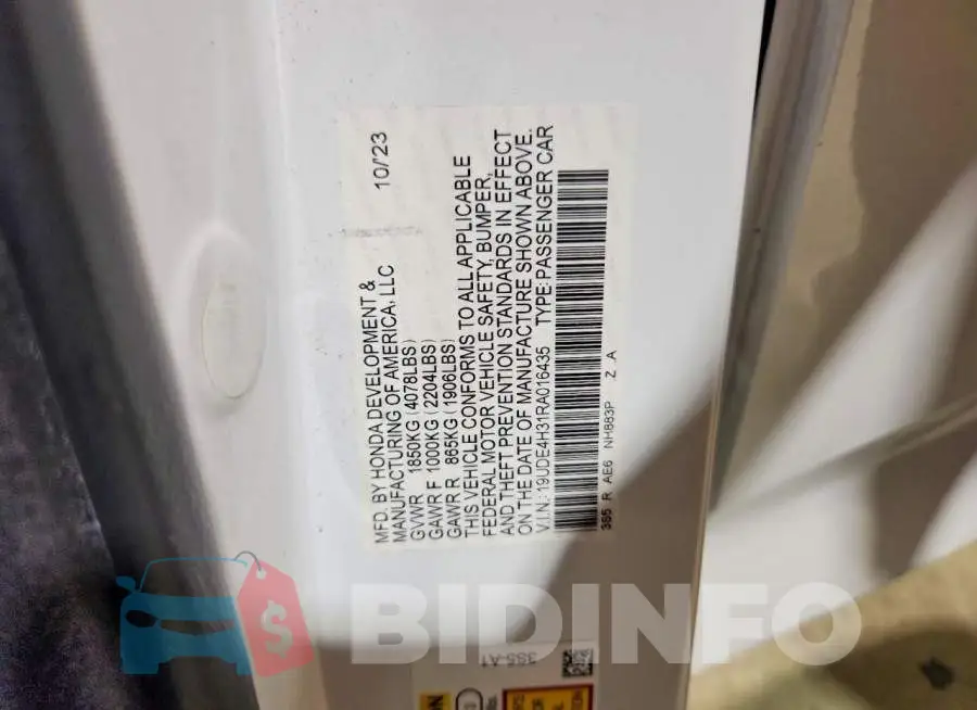 19UDE4H31RA016435 Photo# 12