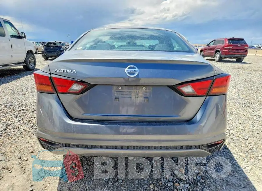1N4BL4BV1NN399811 Photo# 6