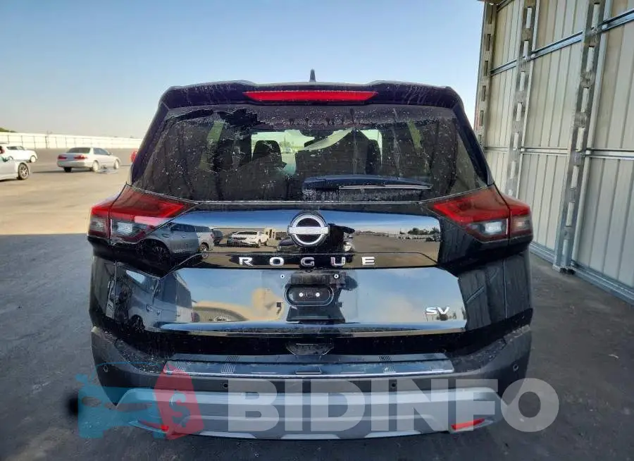 JN8BT3BA5PW437866 Photo# 6