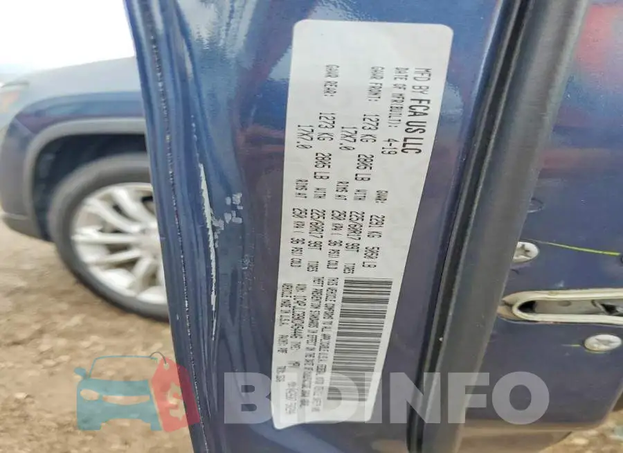 1C4PJLCB9KD454446 Photo# 13