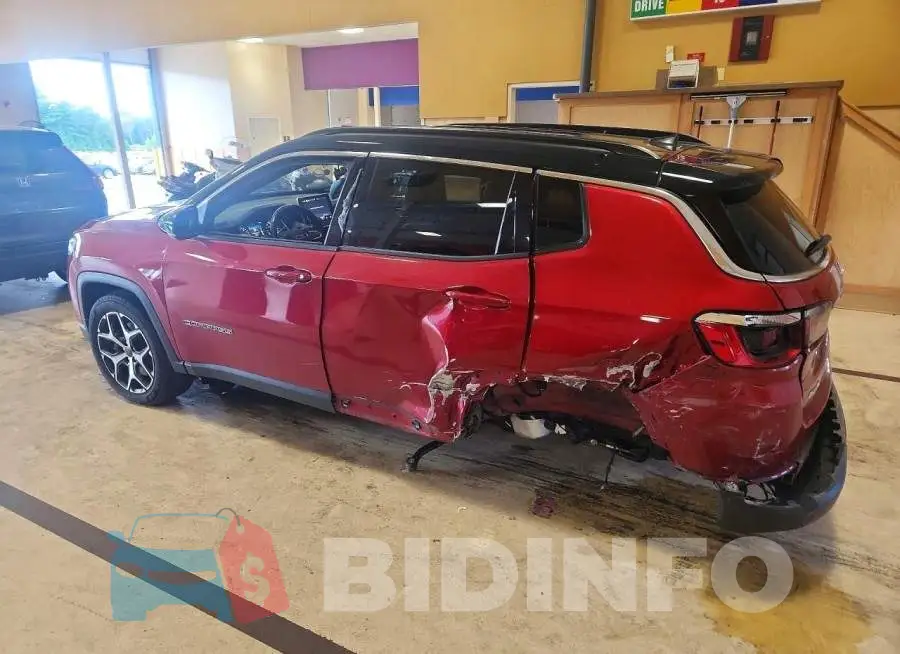 3C4NJDCN2ST511569 Photo# 2