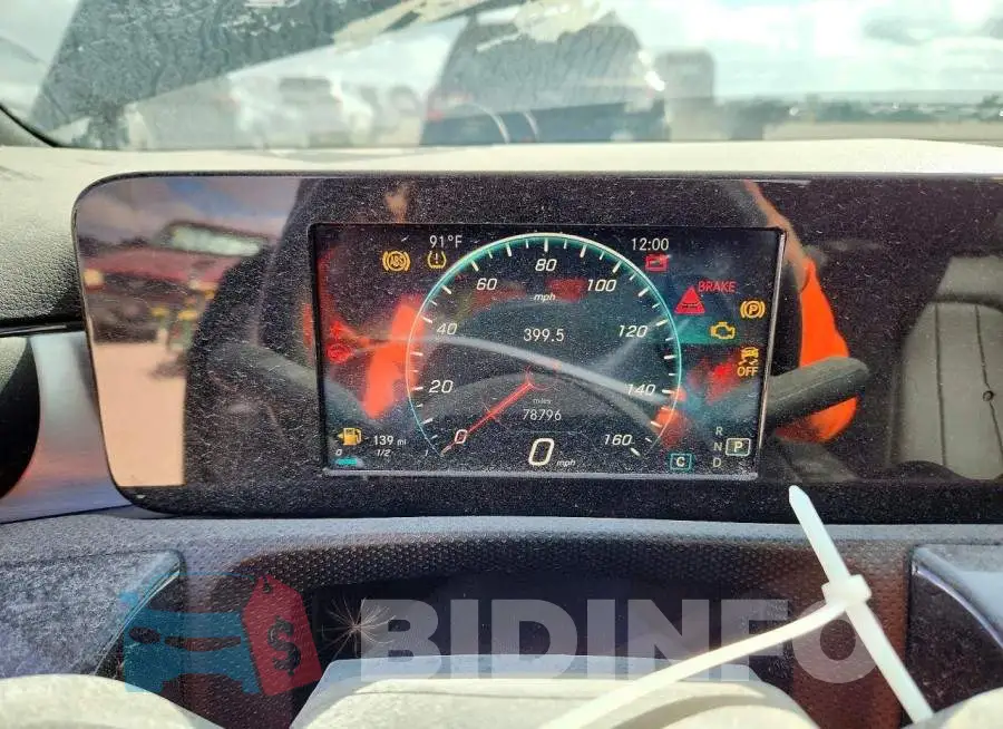 WDD3G4EB5KW035939 Photo# 9