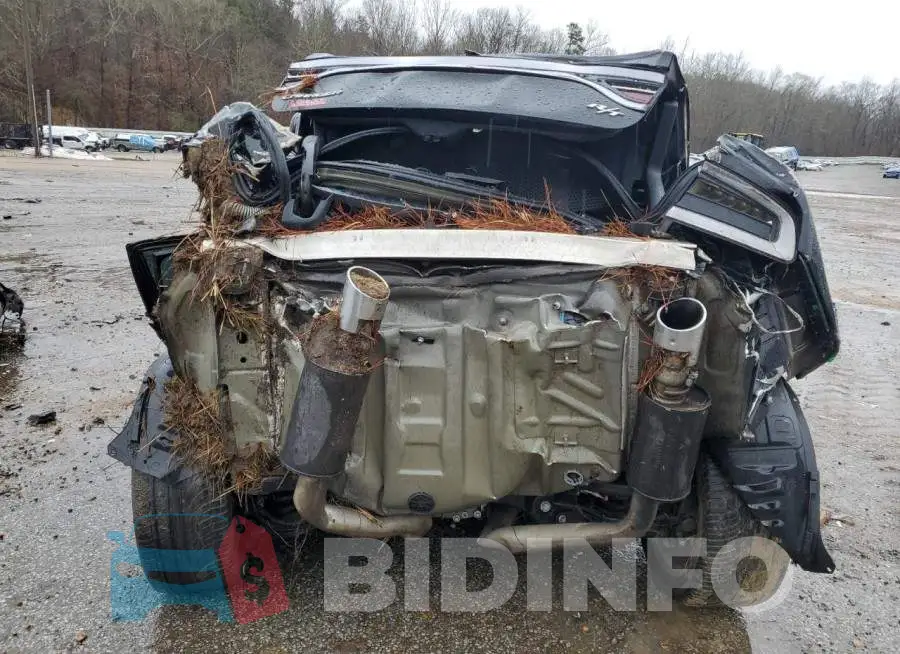 2C3CDXCT3KH575602 Photo# 6