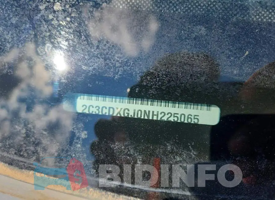 2C3CDXGJ0NH225065 Photo# 12