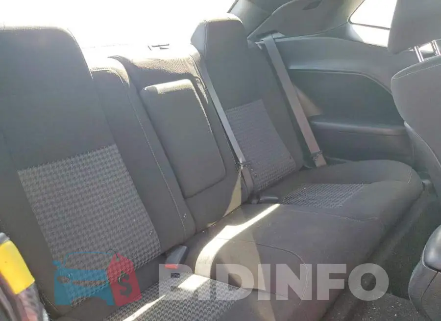 2C3CDZJG4PH510332 Photo# 10