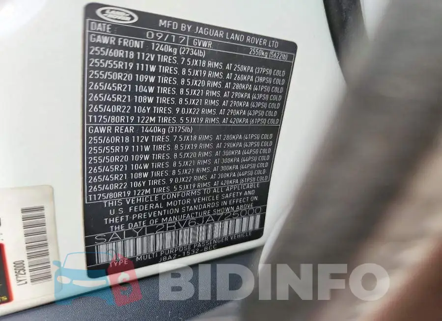 SALYL2RV6JA725000 Photo# 13