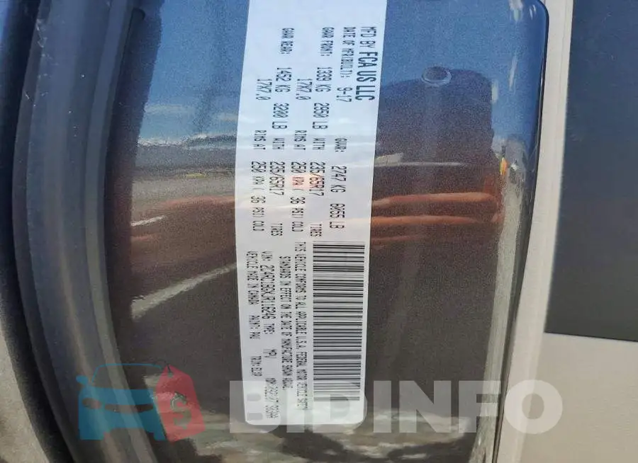 2C4RC1BGXJR116246 Photo# 14
