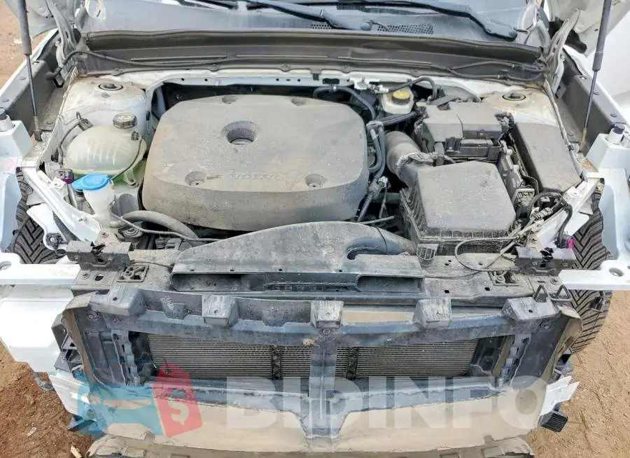 YV4162UL7K2057237 Photo# 12
