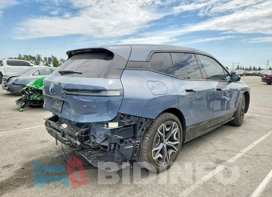 WB523CF02SCT81484 Photo# 3
