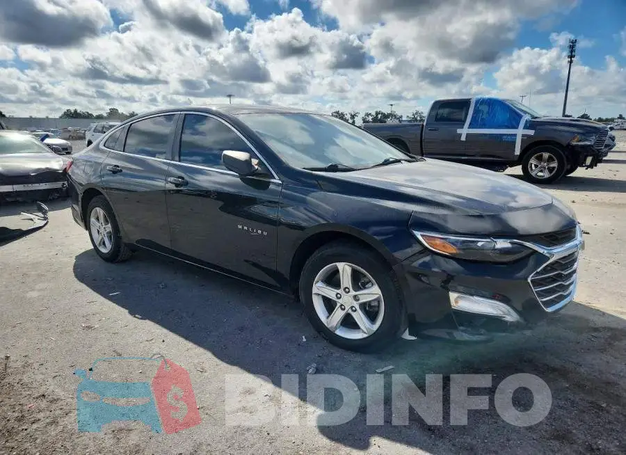 1G1ZB5ST2KF181214 Photo# 4