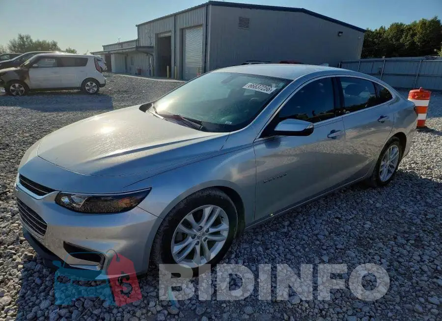 1G1ZD5ST5JF205823 Photo# 1