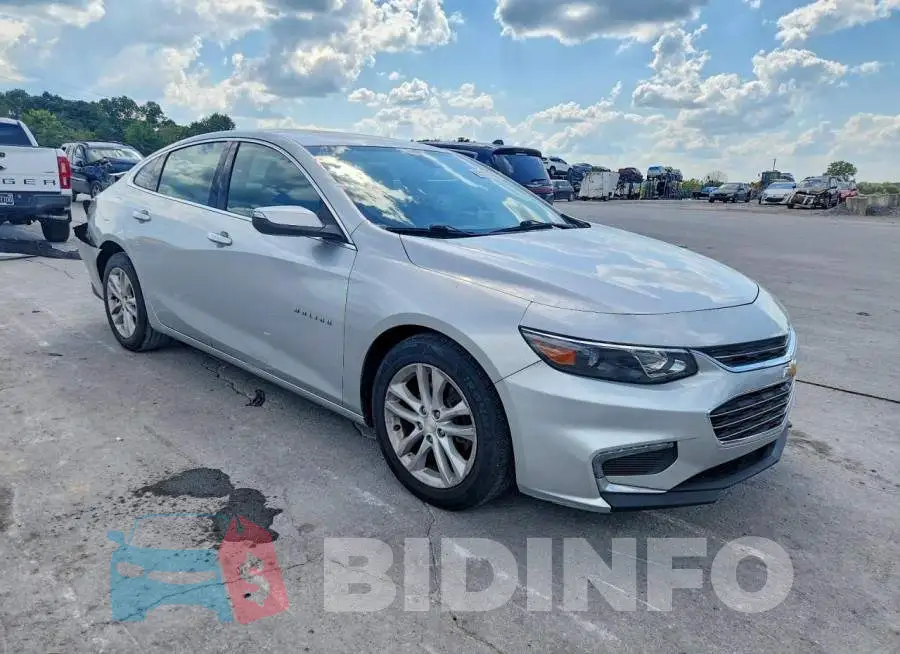 1G1ZD5ST8JF152826 Photo# 4