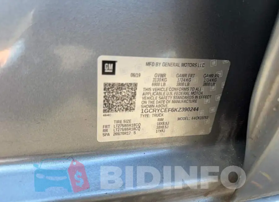 1GCRYCEF6KZ390244 Photo# 10