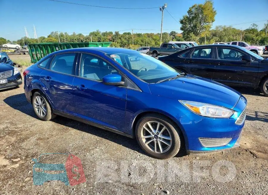 1FADP3F23JL275763 Photo# 4
