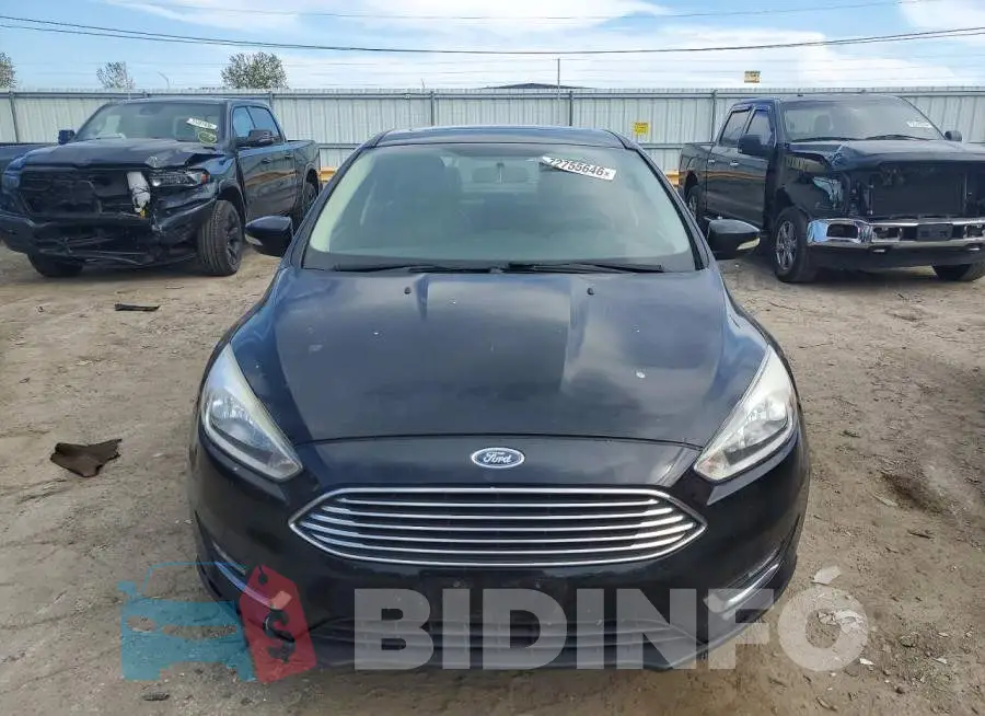 1FADP3J20JL276103 Photo# 5