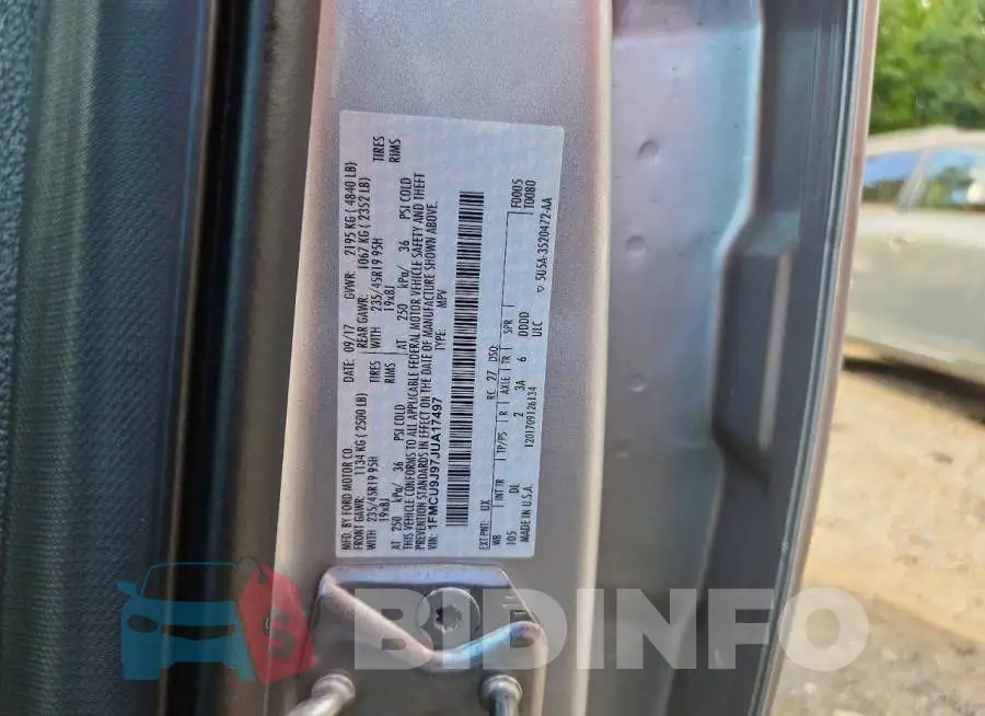 1FMCU9J97JUA17497 Photo# 13