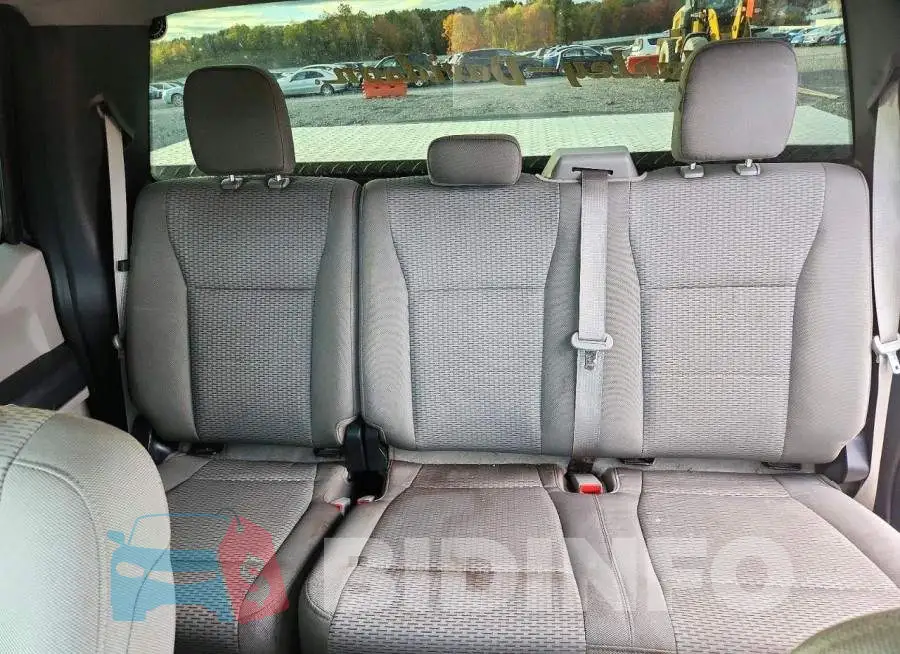 1FT7W2B60JEC44102 Photo# 10
