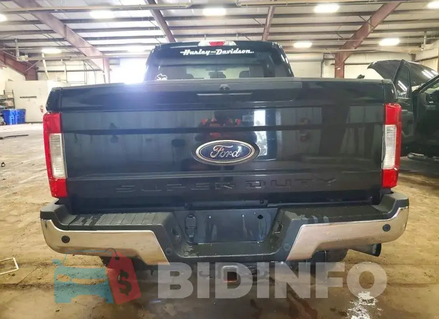 1FT7W2B61JEB45062 Photo# 6