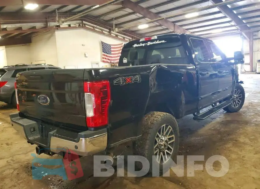1FT7W2B61JEB45062 Photo# 3