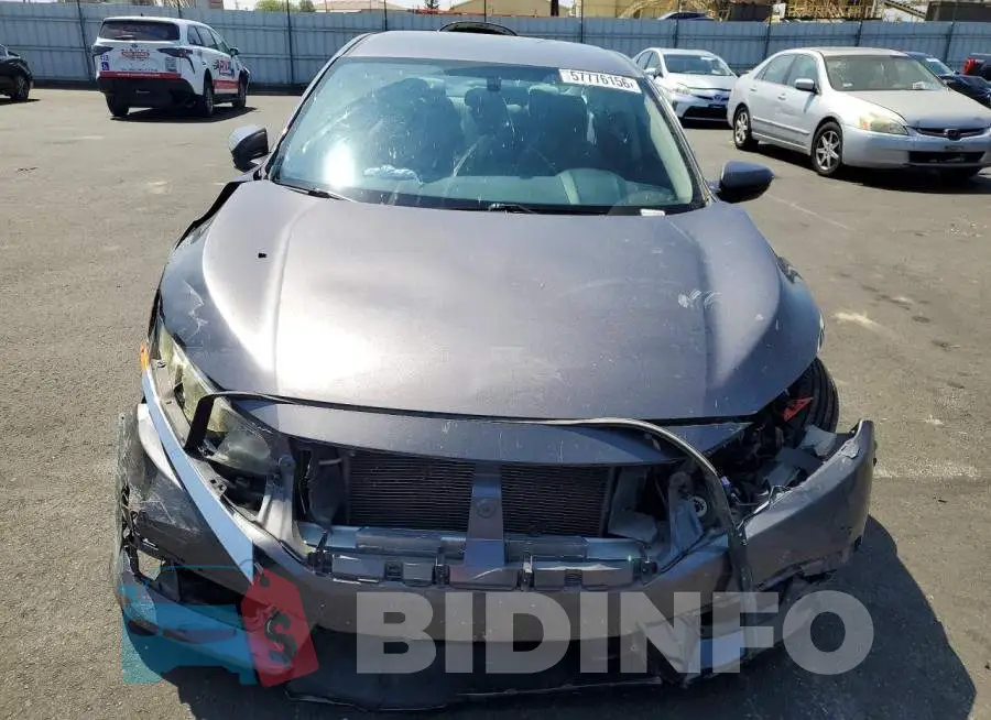 19XFC2F55HE069477 Photo# 5