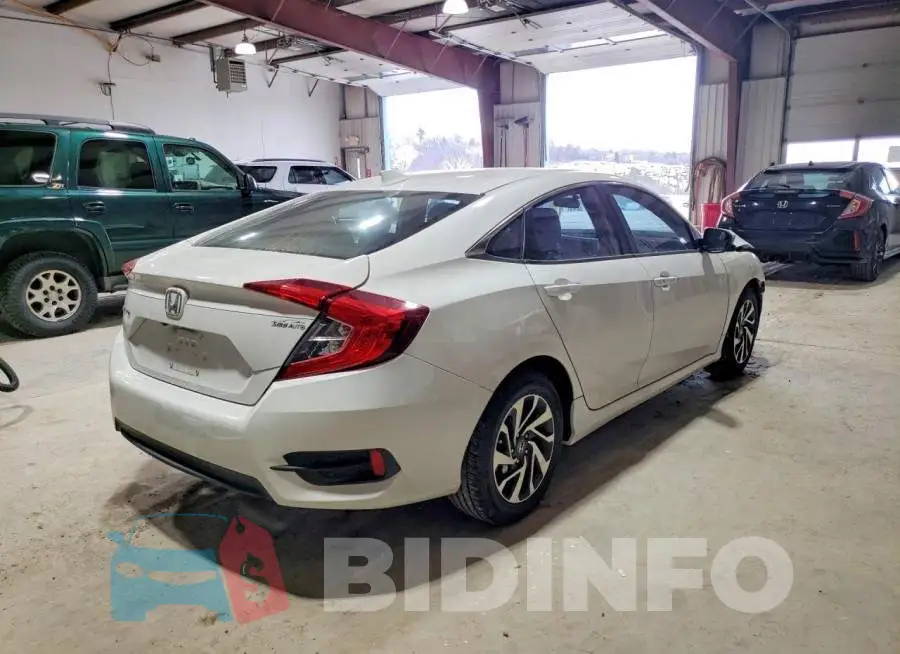 19XFC2F78HE060287 Photo# 3