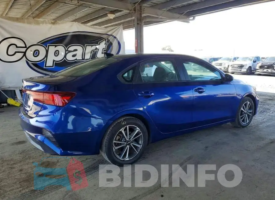 3KPF24AD8PE565515 Photo# 3