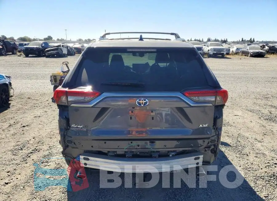 JTMFB3FV3PD159462 Photo# 6