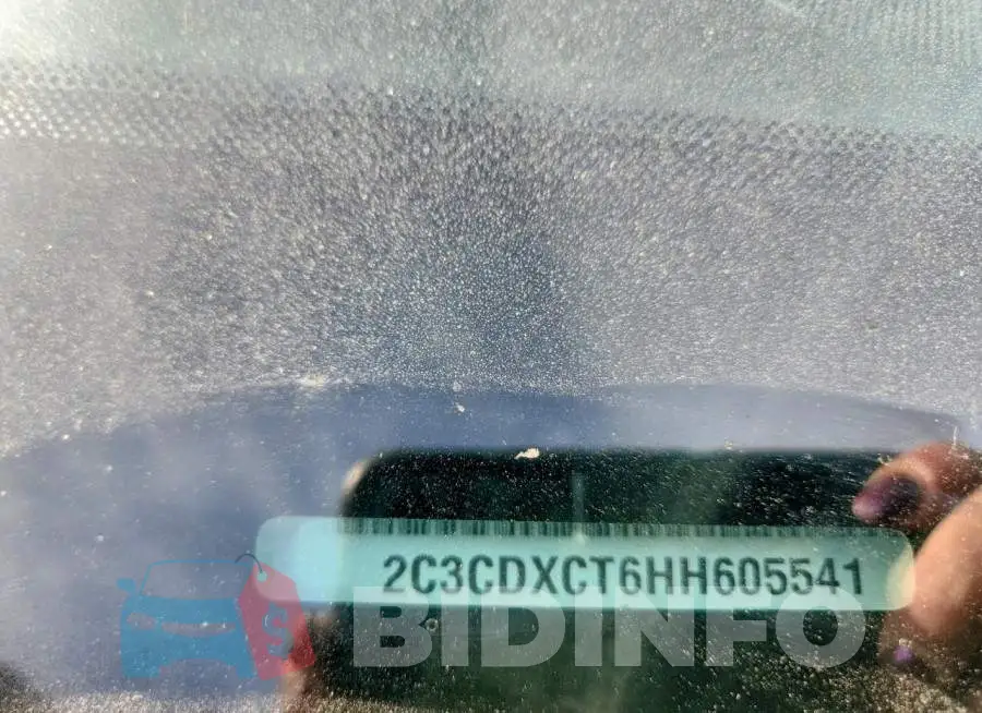 2C3CDXCT6HH605541 Photo# 13