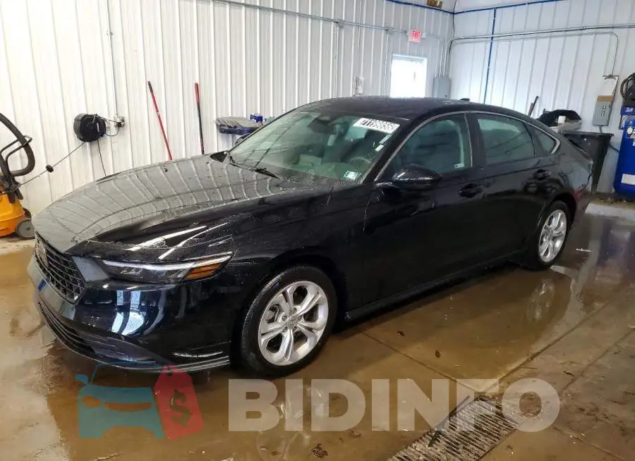 1HGCY1F28TA030285 Photo# 1