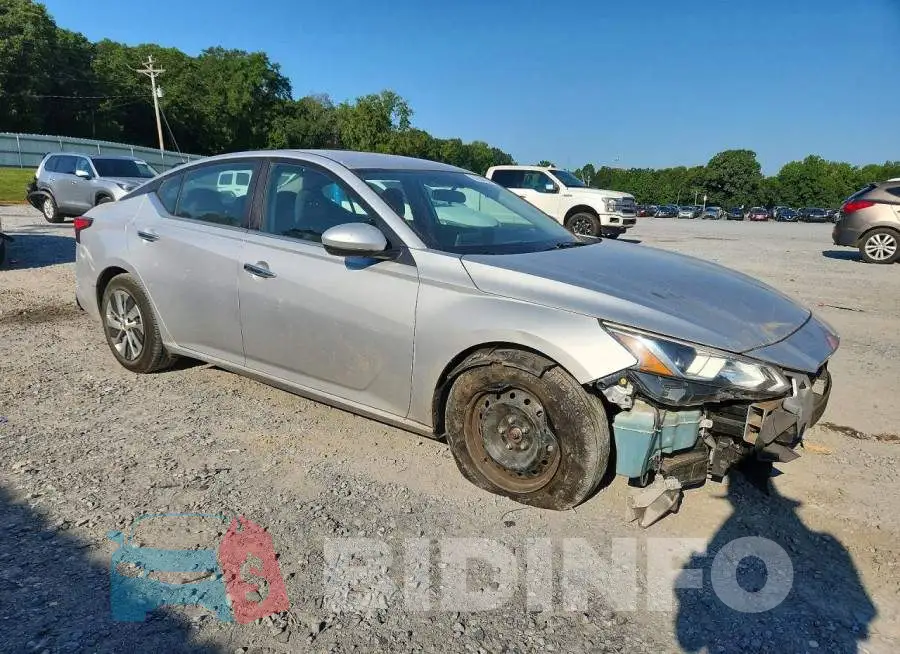1N4BL4BV1KC149539 Photo# 4