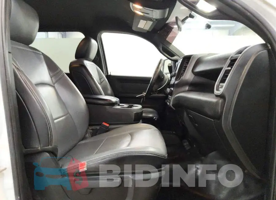3C7WRTCL1RG110493 Photo# 13