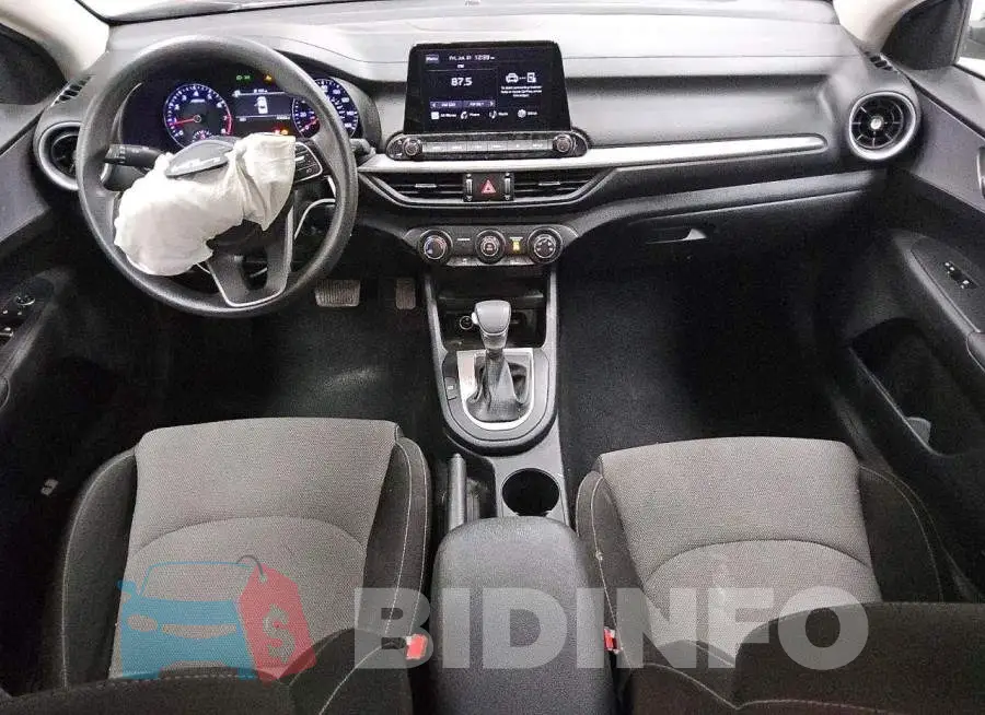 3KPF24AD5PE685885 Photo# 8