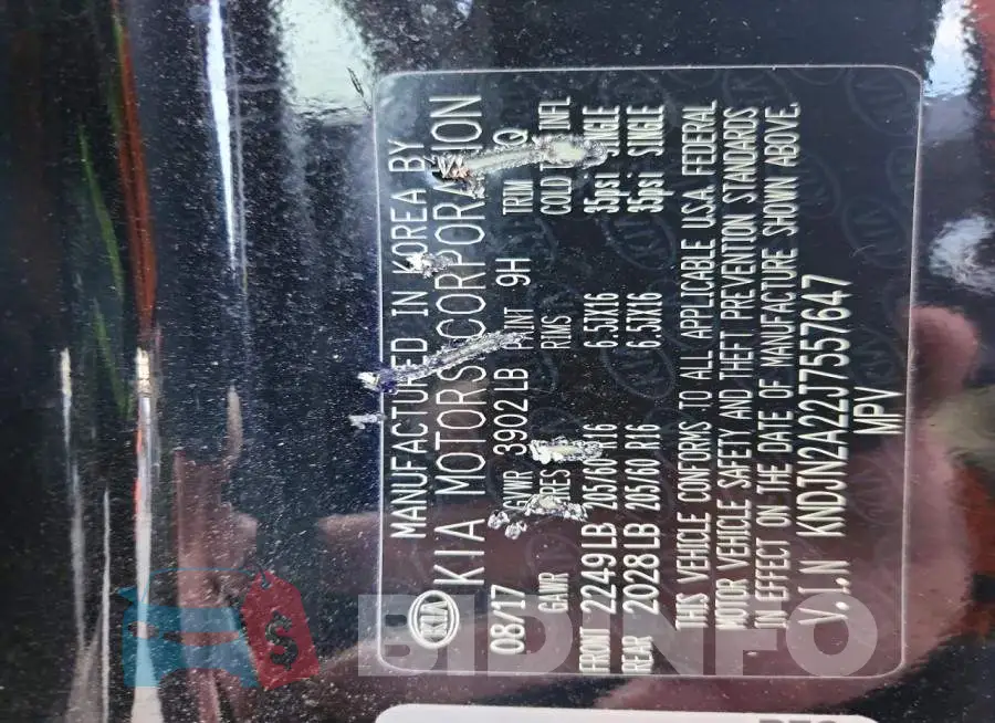 KNDJN2A22J7557647 Photo# 13