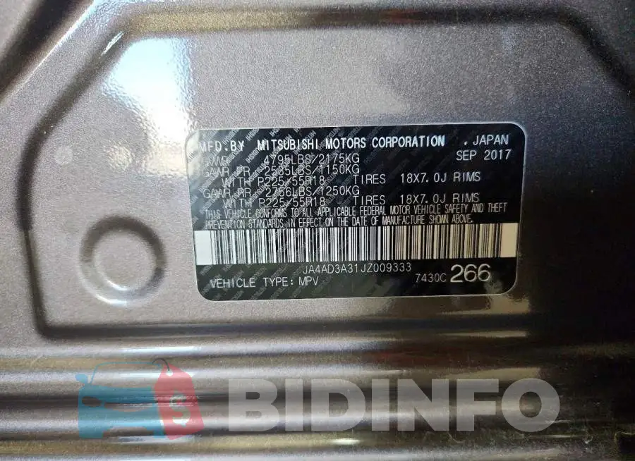 JA4AD3A31JZ009333 Photo# 12