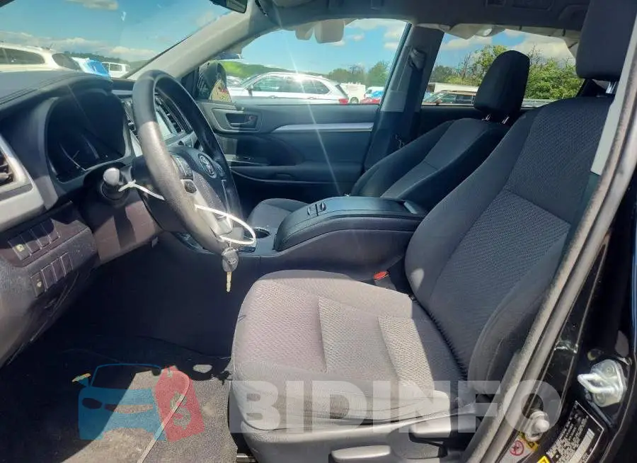 5TDBZRFH4JS899623 Photo# 7