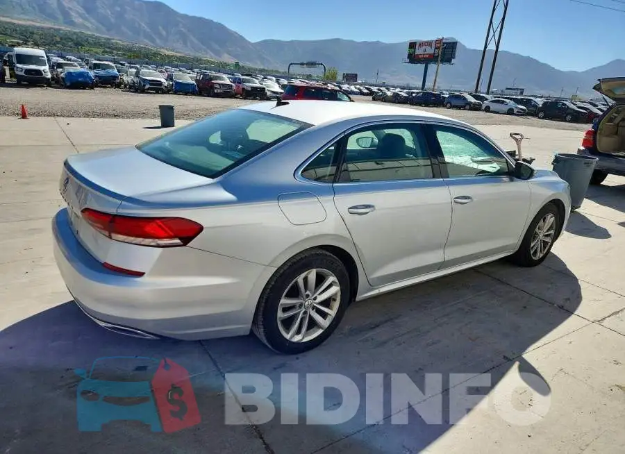 1VWSA7A37LC017594 Photo# 3