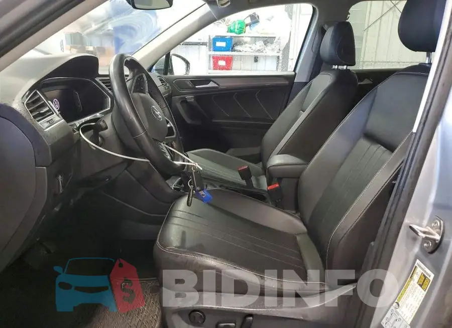 3VV2B7AX8NM040677 Photo# 7