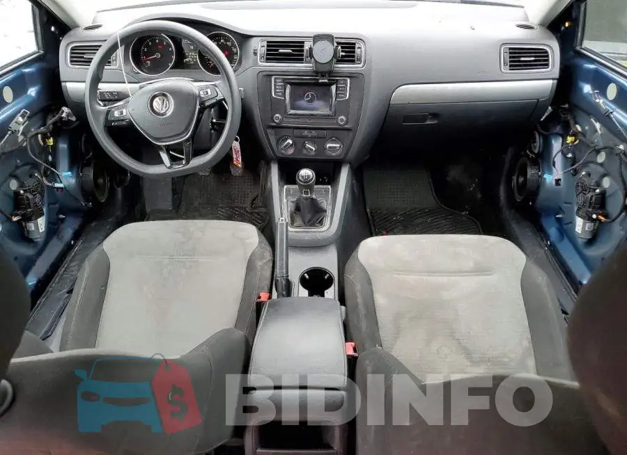 3VW167AJ2HM411358 Photo# 8