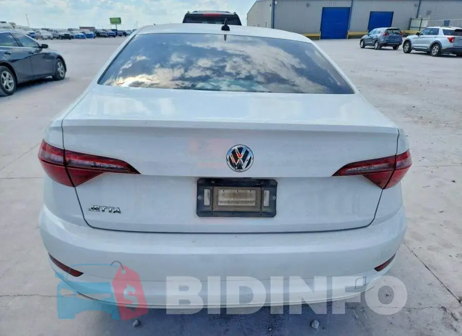 3VWCB7BUXLM056638 Photo# 6