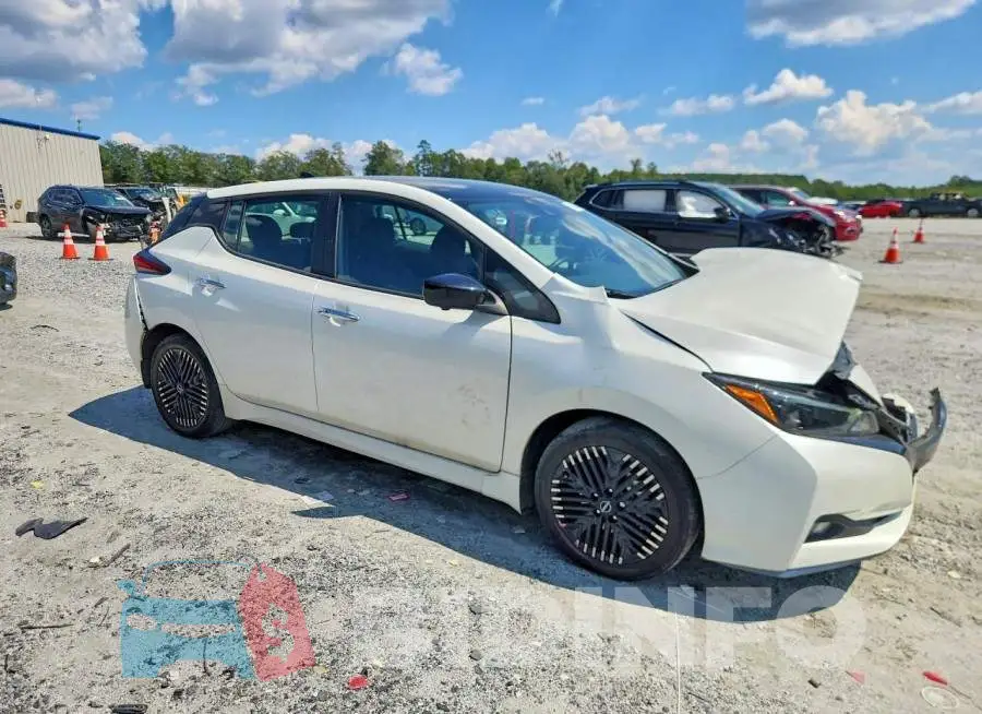 1N4CZ1CV5PC551751 Photo# 4