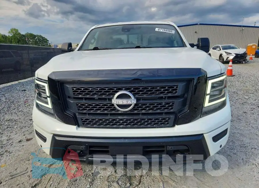 1N6AA1EF7PN111577 Photo# 5