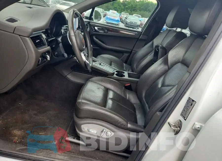 WP1AA2A59JLB15153 Photo# 7