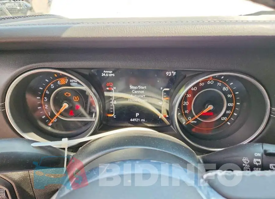1C4HJXEG8PW545501 Photo# 9