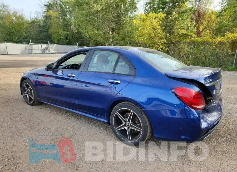55SWF4KB4JU277864 Photo# 2