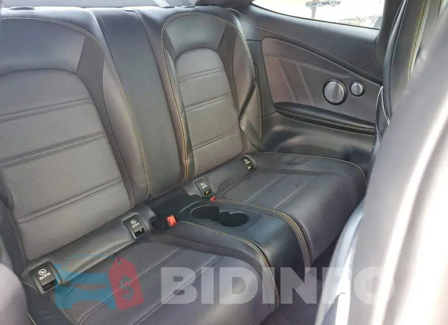 WDDWJ8HB1KF836109 Photo# 10