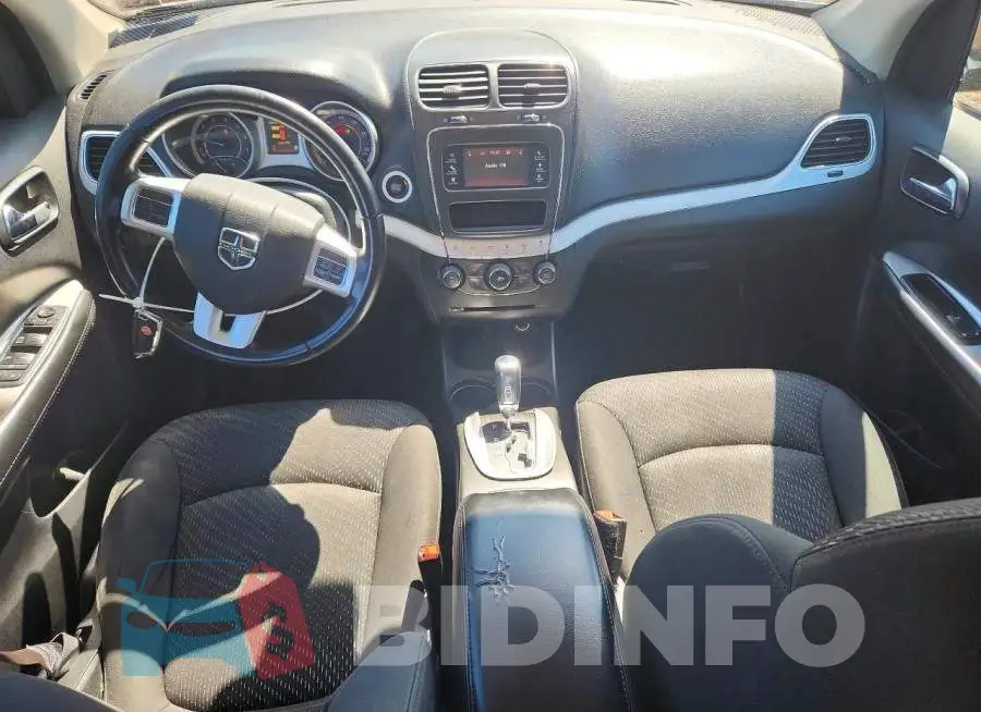 3C4PDCAB7JT498979 Photo# 8