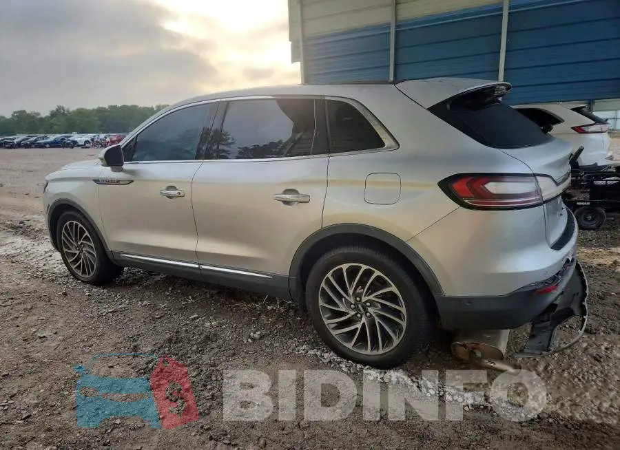 2LMPJ6LP8KBL21423 Photo# 2